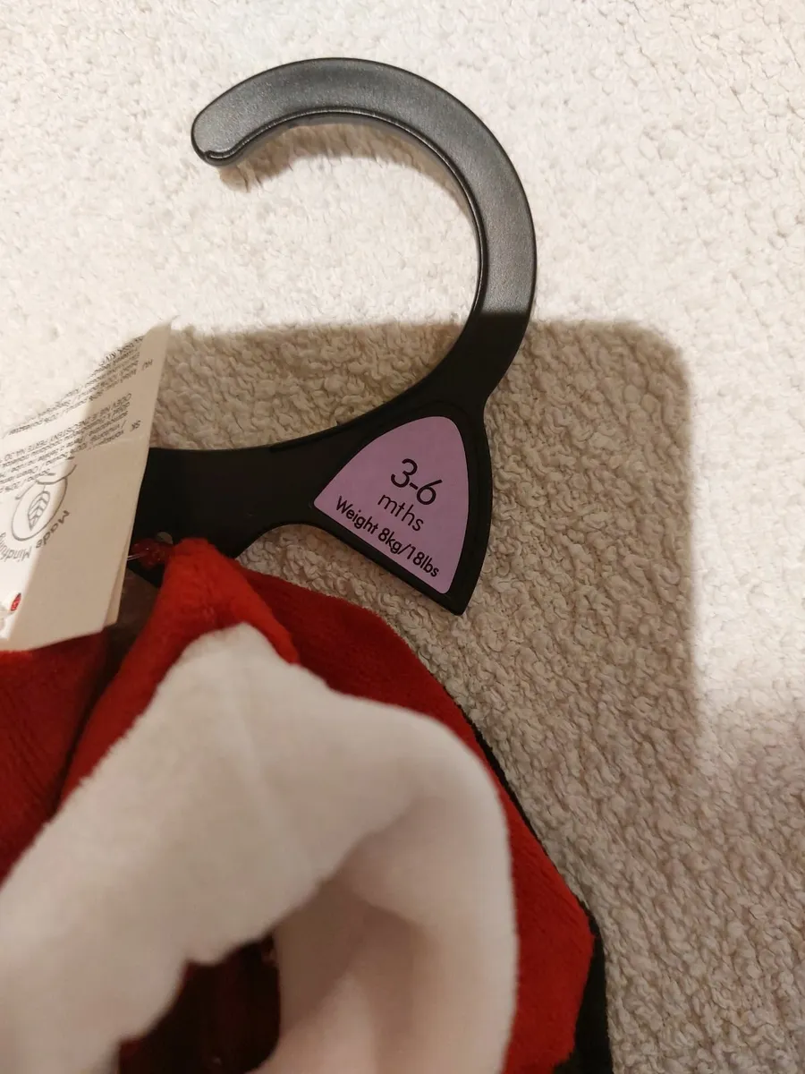 Baby Christmas booties - Image 3