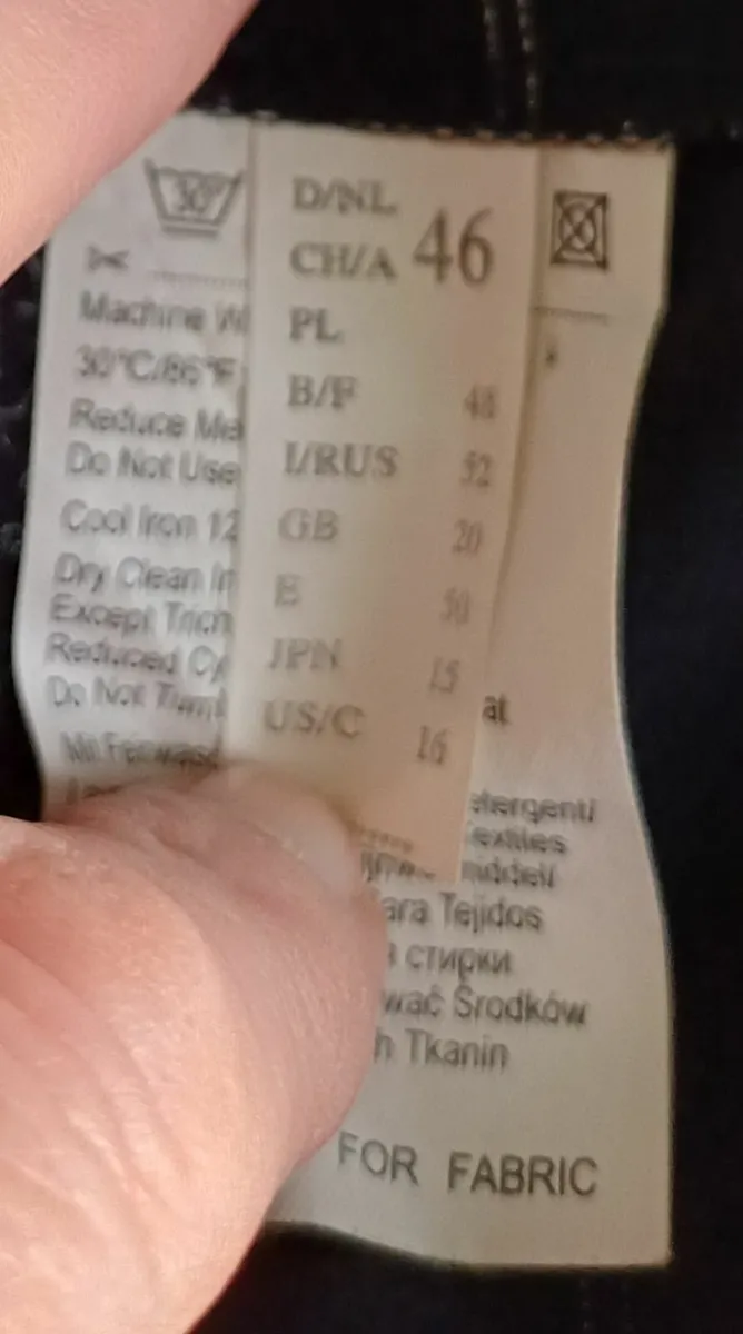 Lady's trouser suit - Image 3