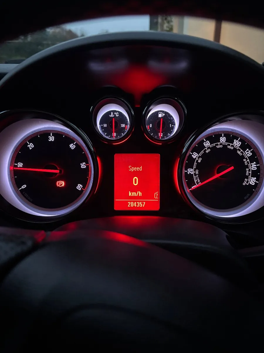 Vauxhall Astra 2010 - Image 4