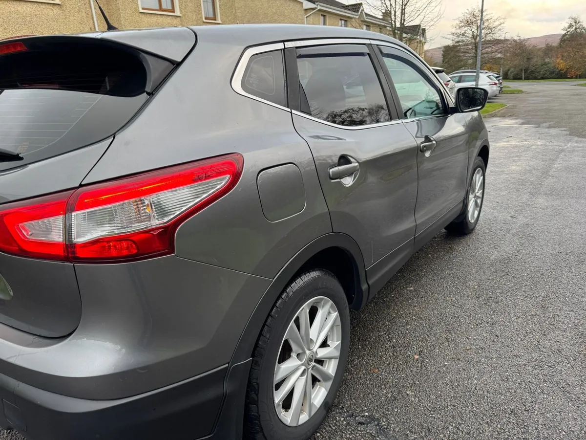 Nissan Qashqai 4WD 1.6 DSL - Image 4