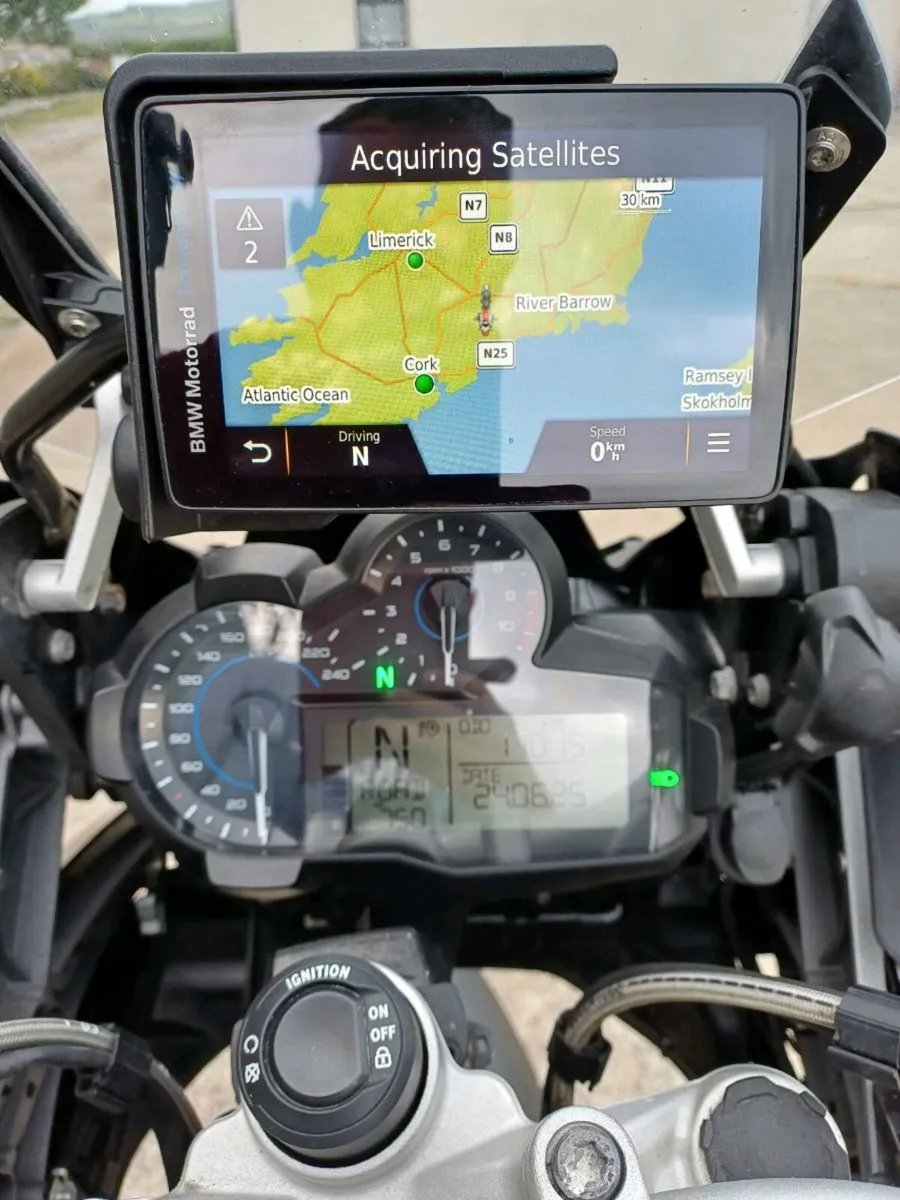 BMW navigation 6 - Image 1