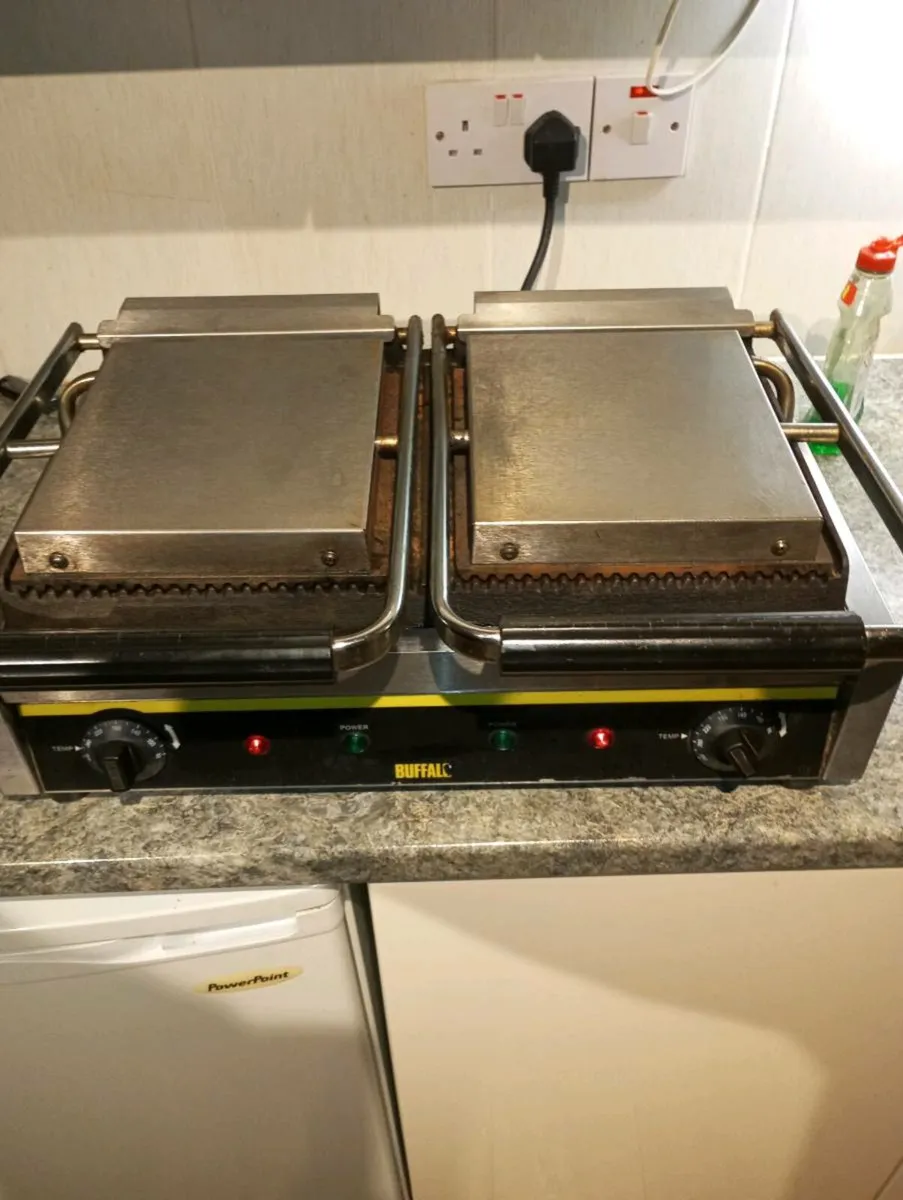 Buffalo double contact grill