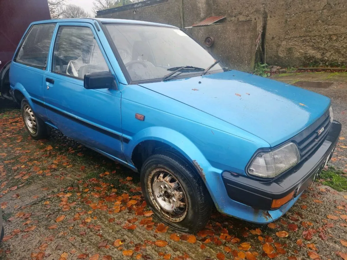 1985 Toyota Starlet 3 dr 1.0 original logbook. - Image 4