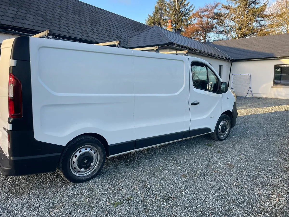 Vauxall vivaro 2017 - Image 2