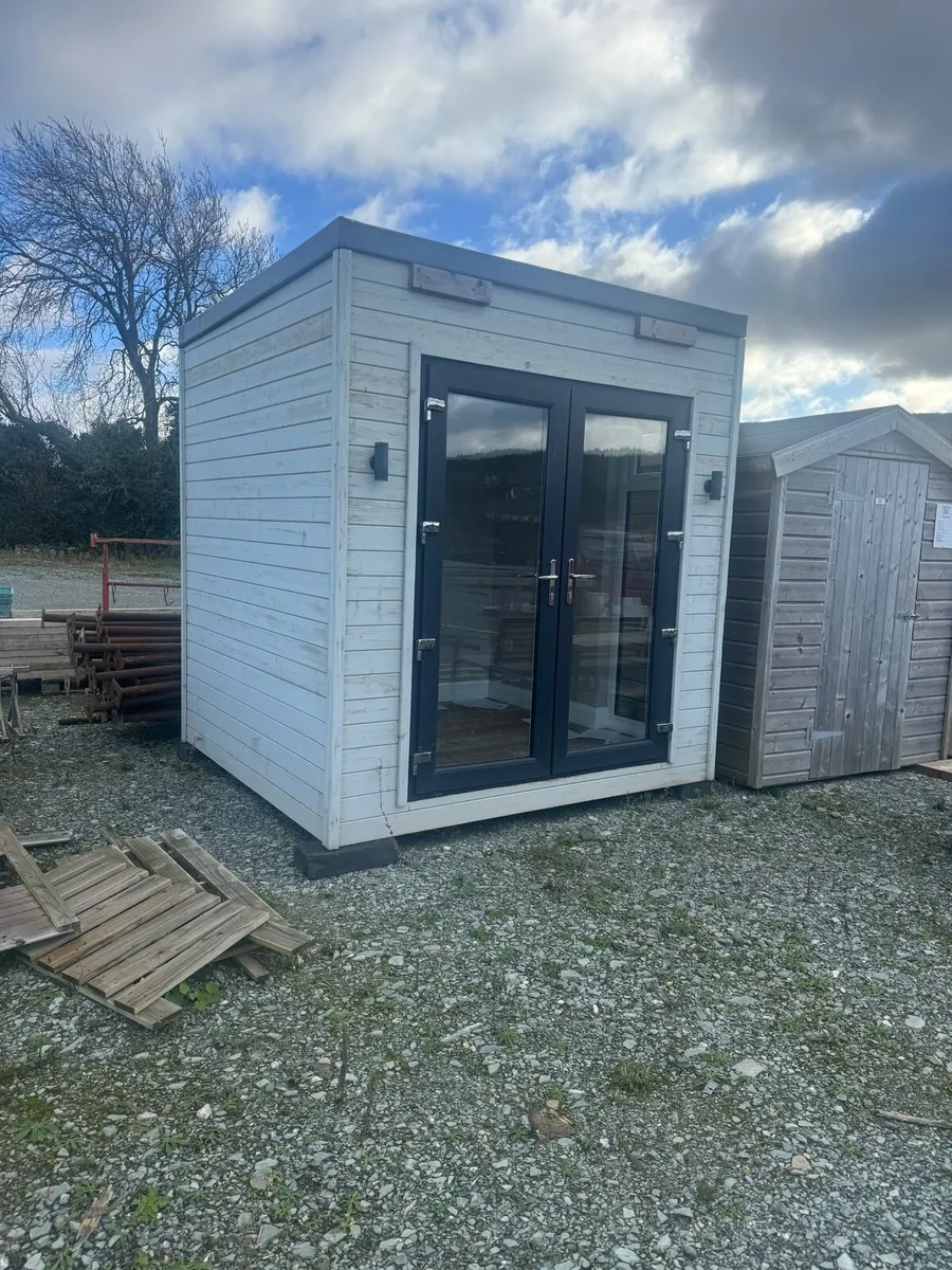 Ex display garden pod - Image 1