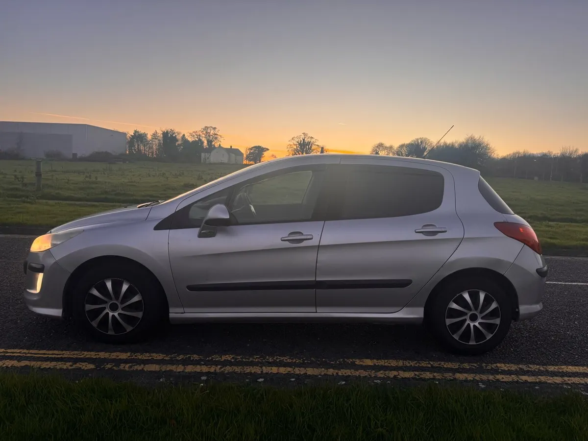 Peugeot 308 Diesel - Image 4