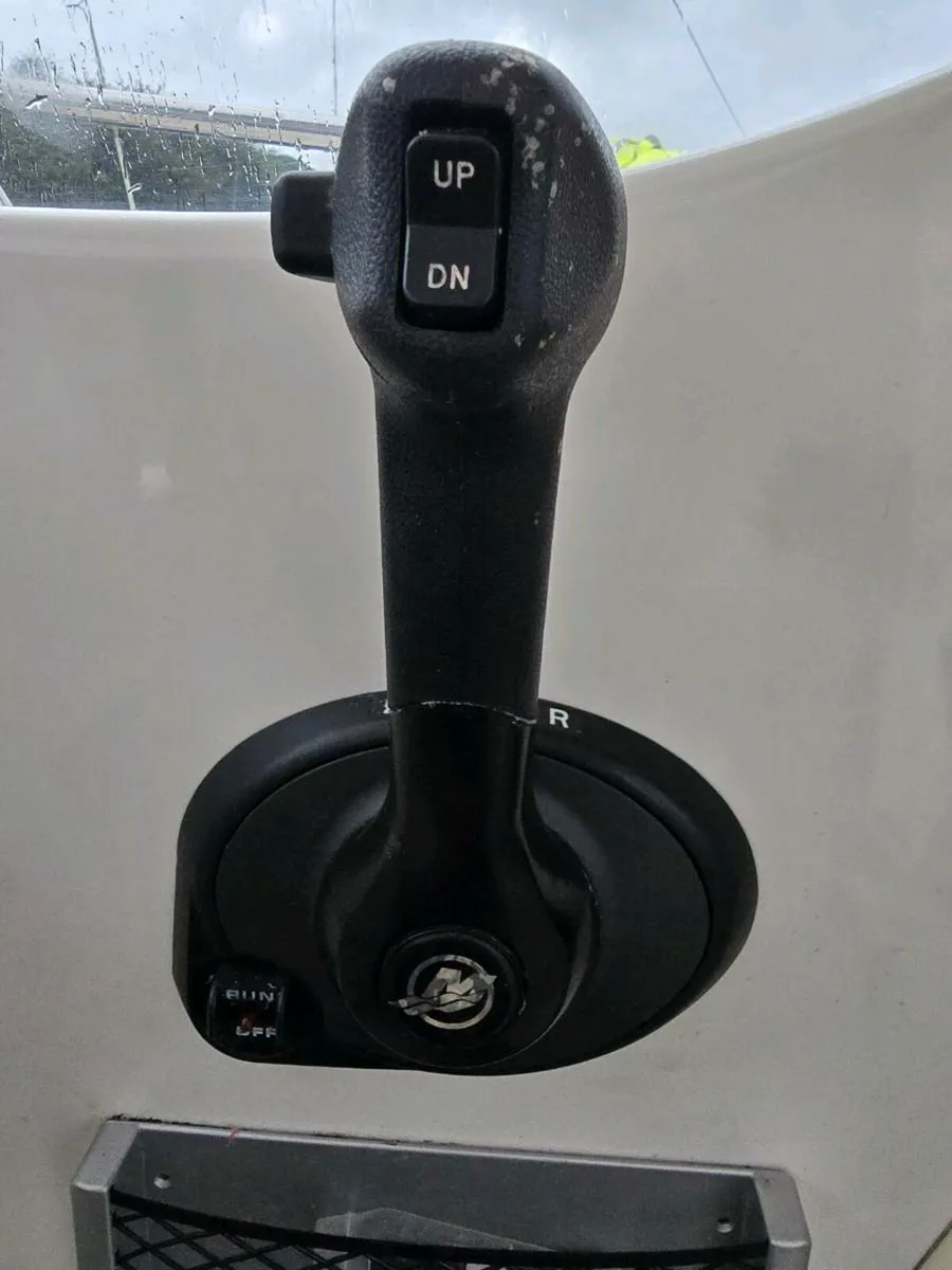 boat OEM Mercury Side Mount Throttle / Shift Contr - Image 1