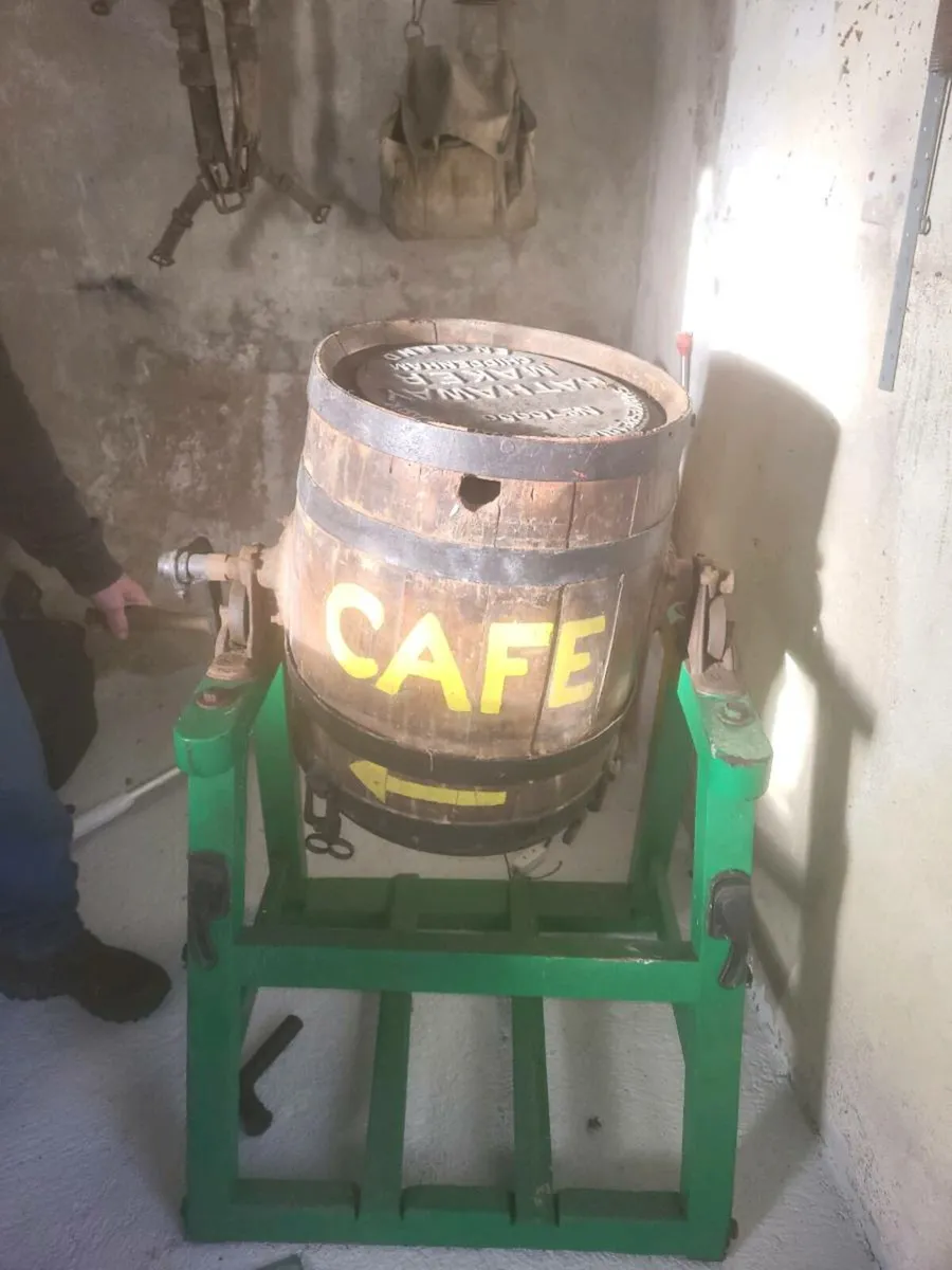 Vintage Butter churn. - Image 1