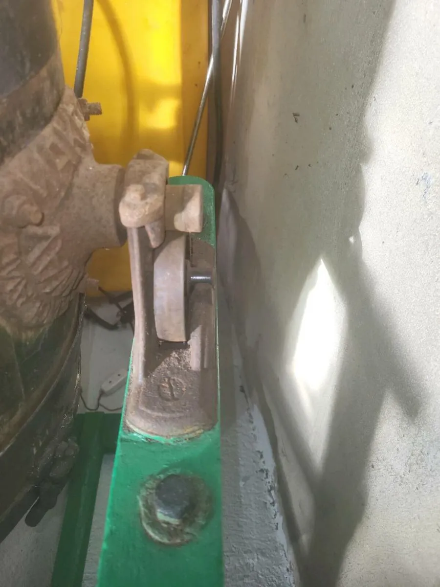 Vintage Butter churn. - Image 3