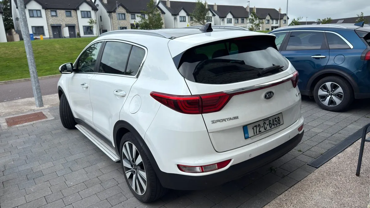 Kia Sportage ISG4 Platinum - Image 3