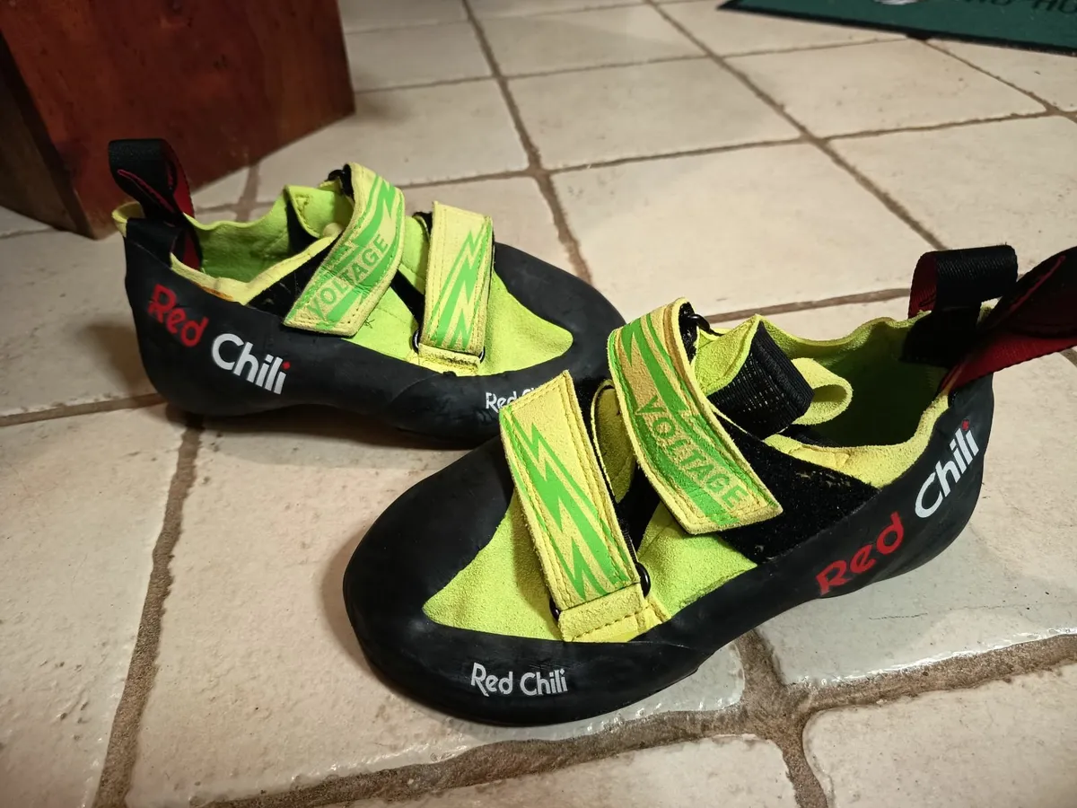 Climbing Shoes: EU 38 / UK5 - Image 2