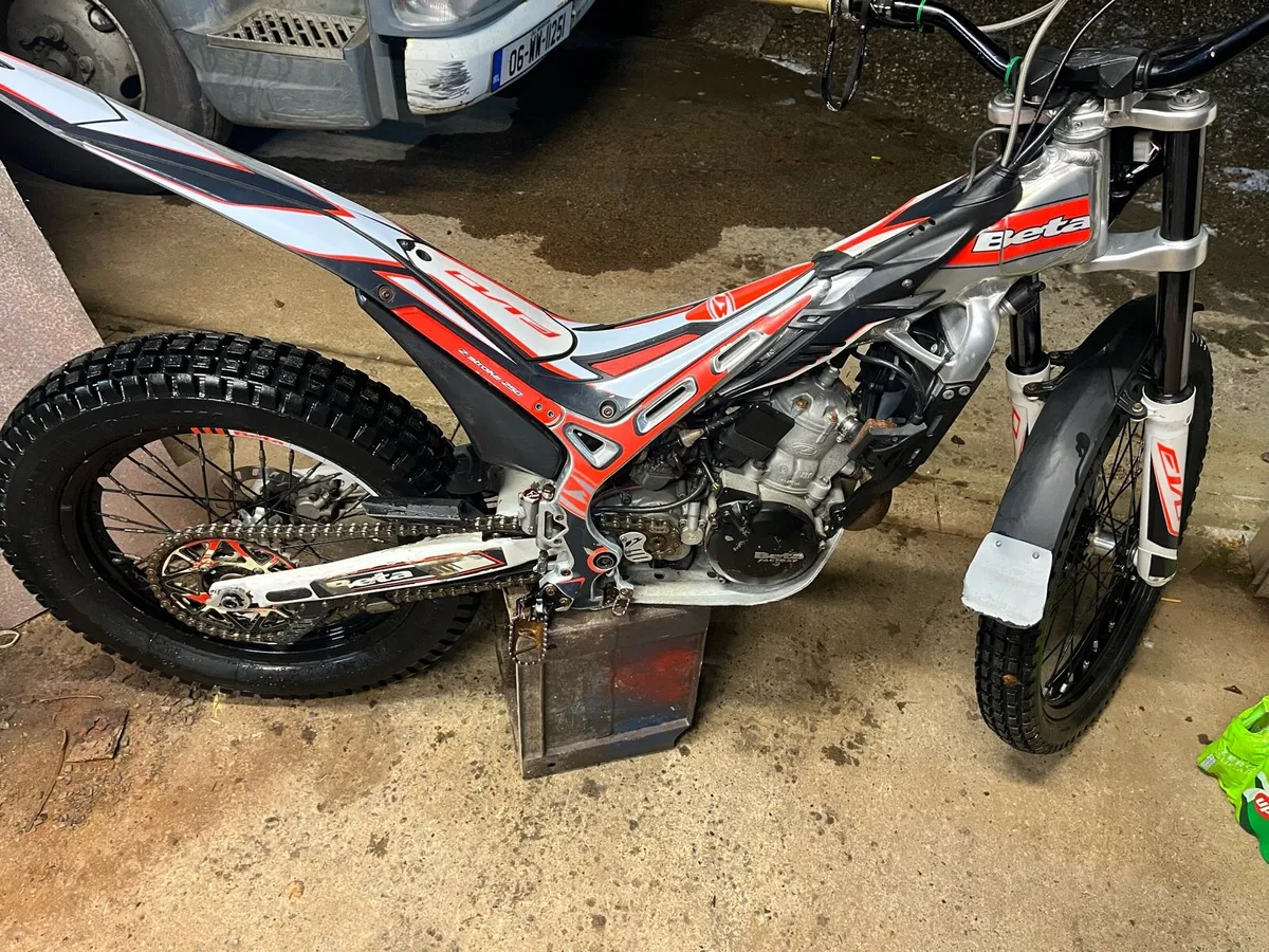 Beta evo 250cc trials bike - Image 1