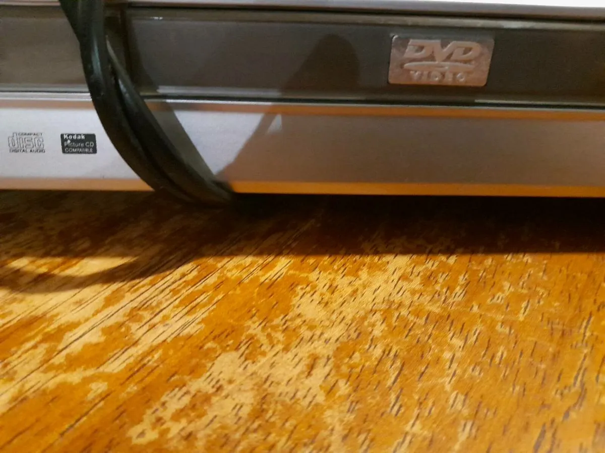 DVD Player - Image 2