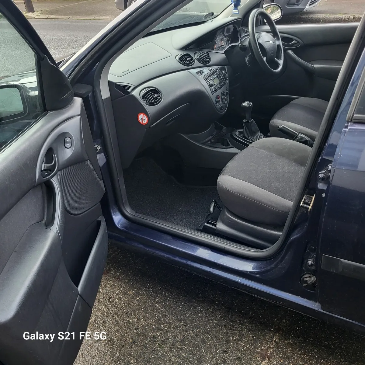 Ford Focus 2002 - Image 3