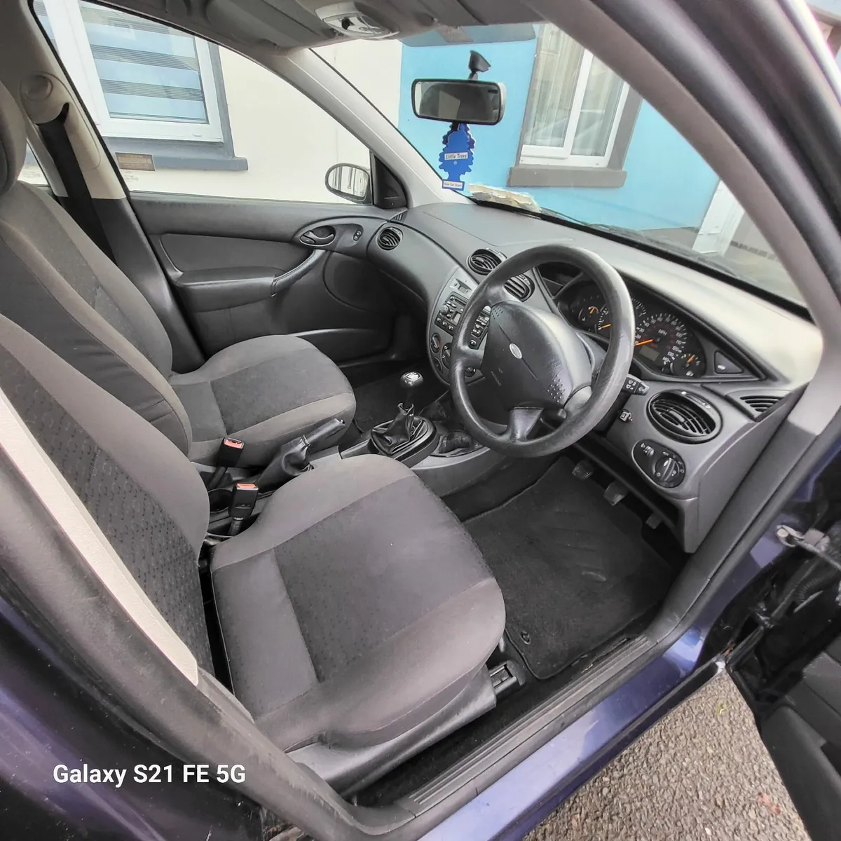 Ford Focus 2002 - Image 4