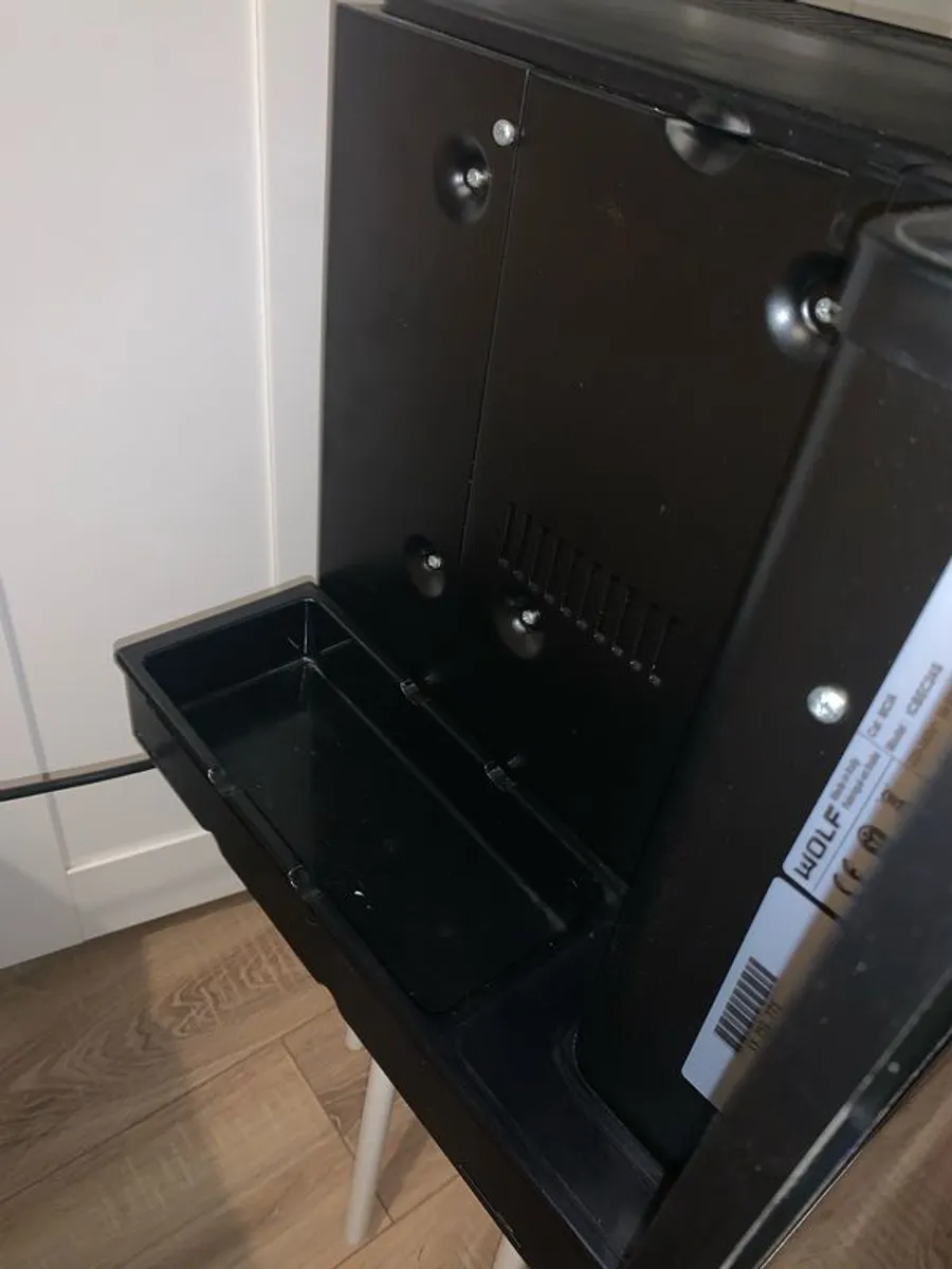 Wolf Coffee Machine Stainless Steel Plug in - Image 4