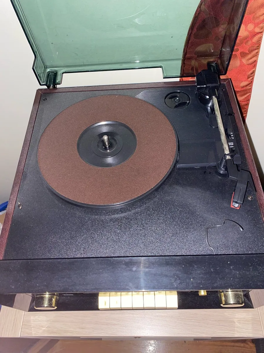 Record Player - Image 3