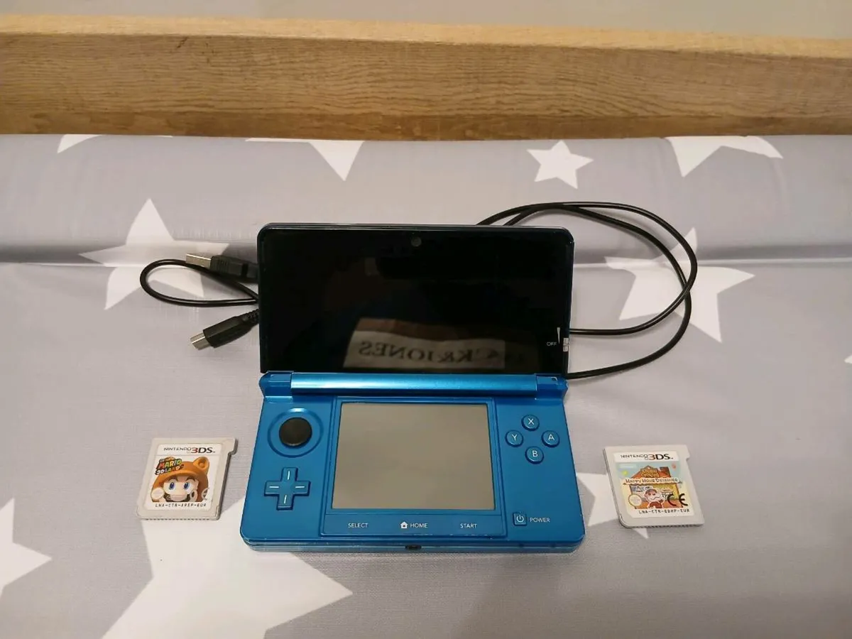 Nintendo 3ds aqua - Image 1