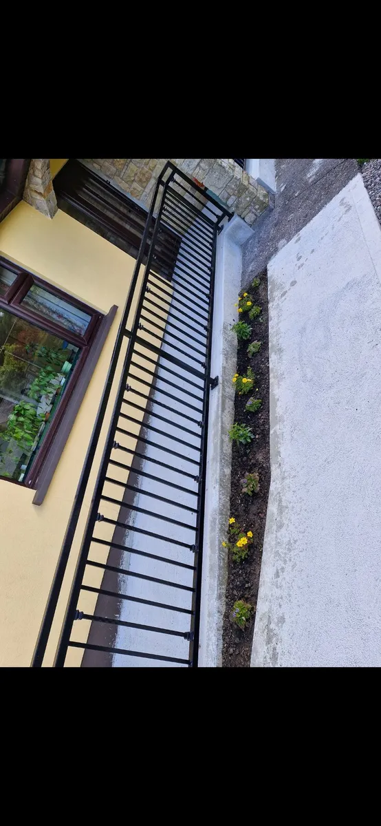 Bespoke sheds + gates/ railings - Image 3