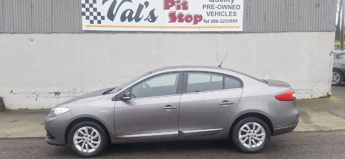 Renault Fluence 2017 - Image 2