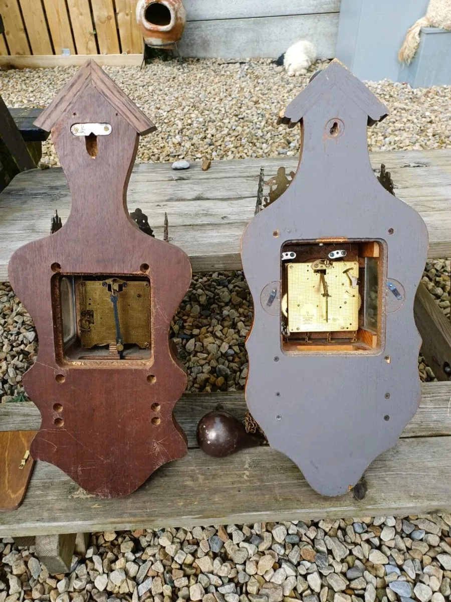 2 1950/60s Dutch Atlas Clocks - Image 4