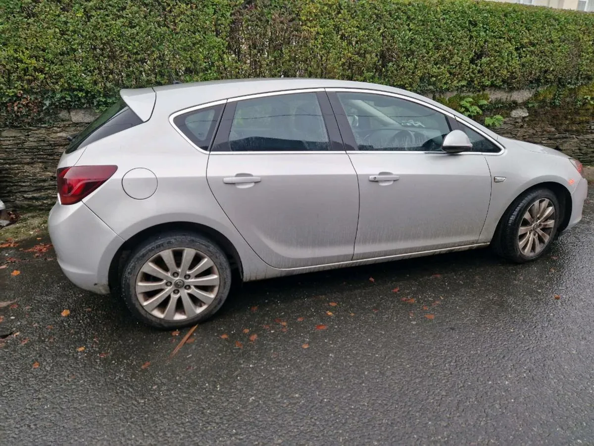 2012 1.7d astra driving - Image 3