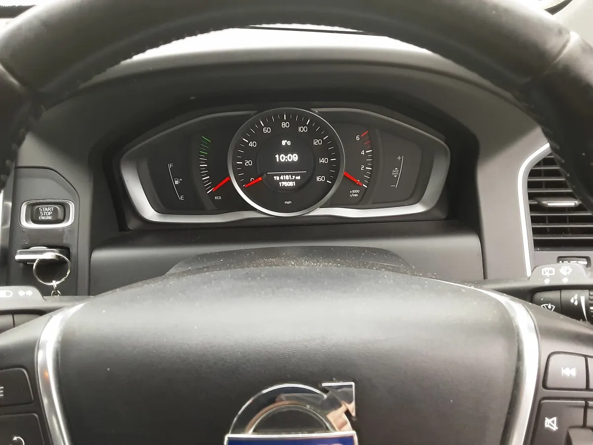 Volvo XC60 2015 - Image 1