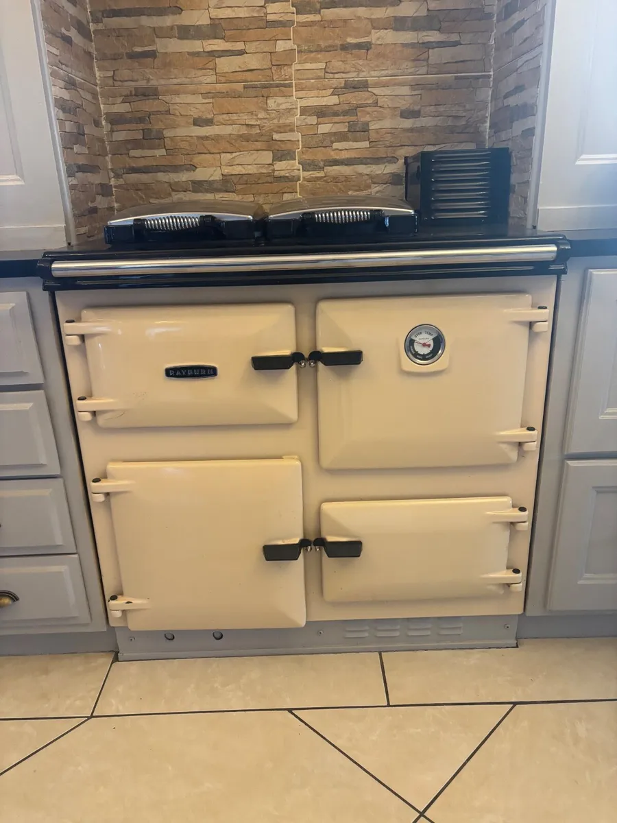 Rayburn, cream colour, excellent condition - Image 2