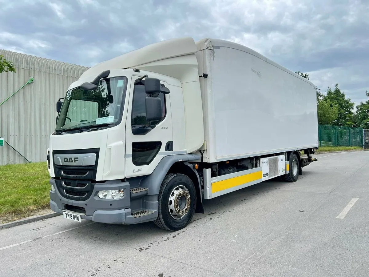 Daf CF 18Tonne Fridge Body - Image 2