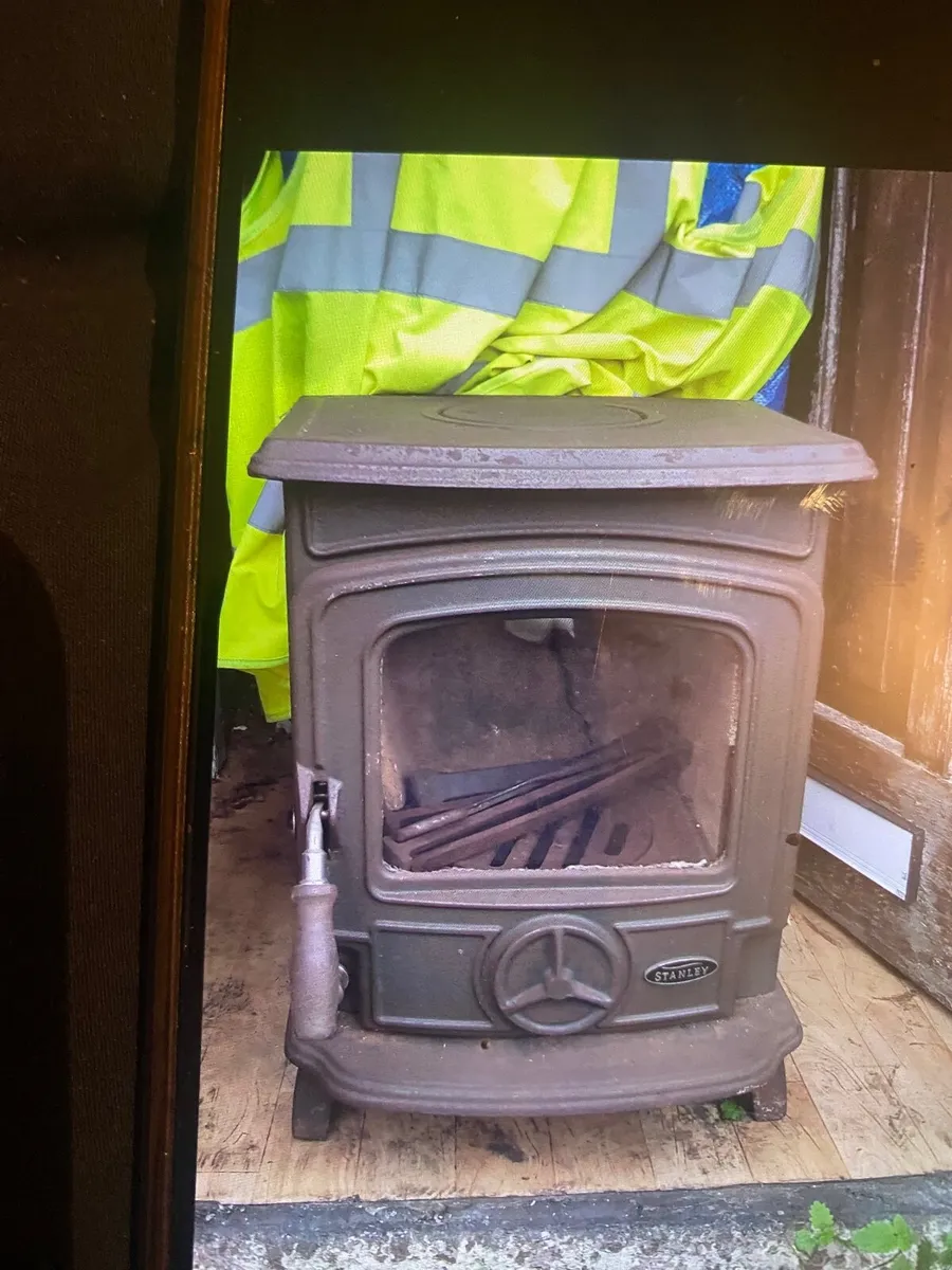 Stanley stove - Image 2