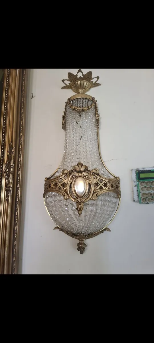 A stunning pair of french vintage wall lights - Image 3