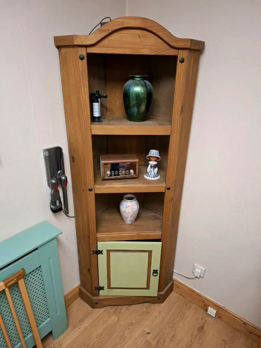 Tall Corner Shelf unit with Storage Press - Image 1