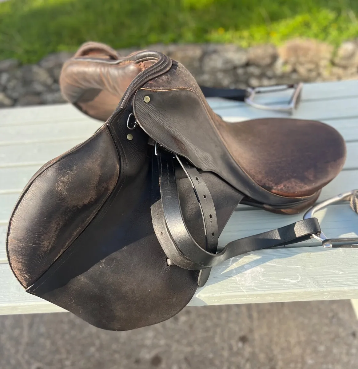 Equestrian saddle - Image 1