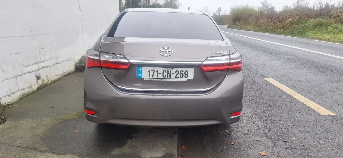 Toyota Corolla 2017 - Image 4