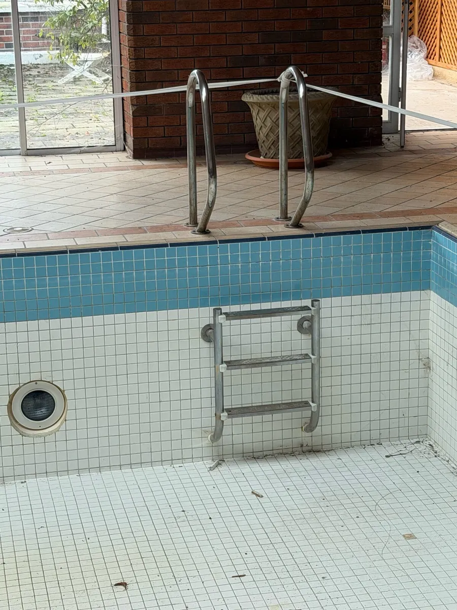 Pool Accessories - Image 4