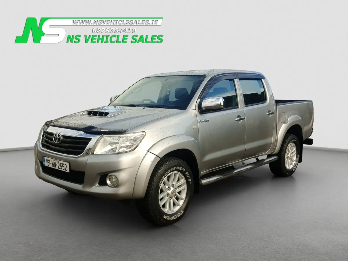 2015 Toyota Hilux - Image 3