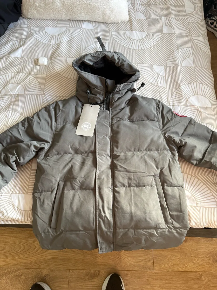 Canada Goose macmillan parka - Image 1