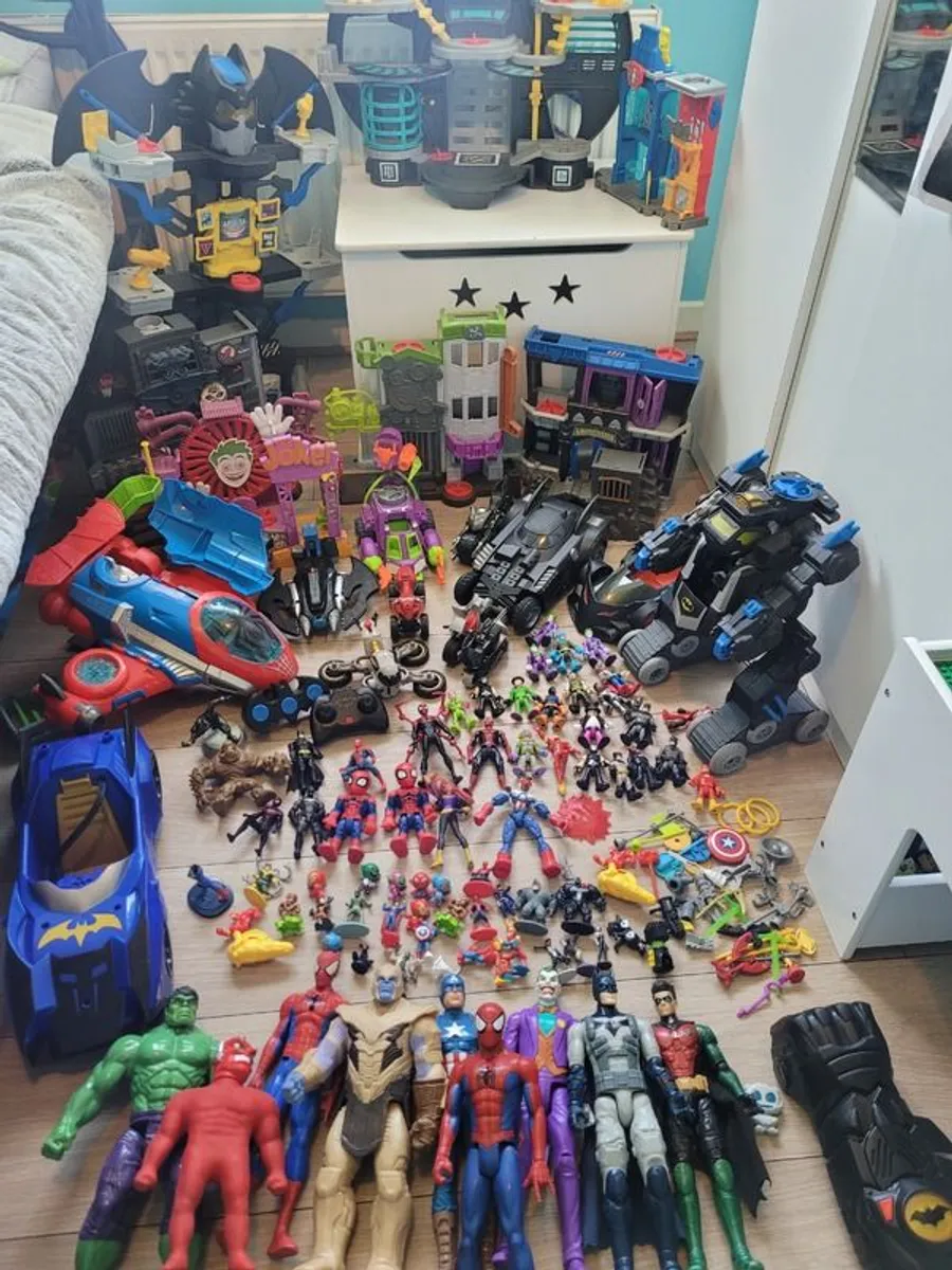 Toys batman marvel toys - Image 1