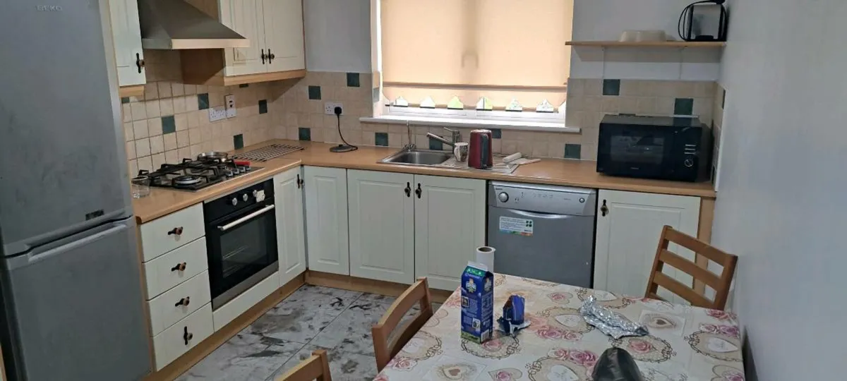 Second hand kitchen units - Image 2