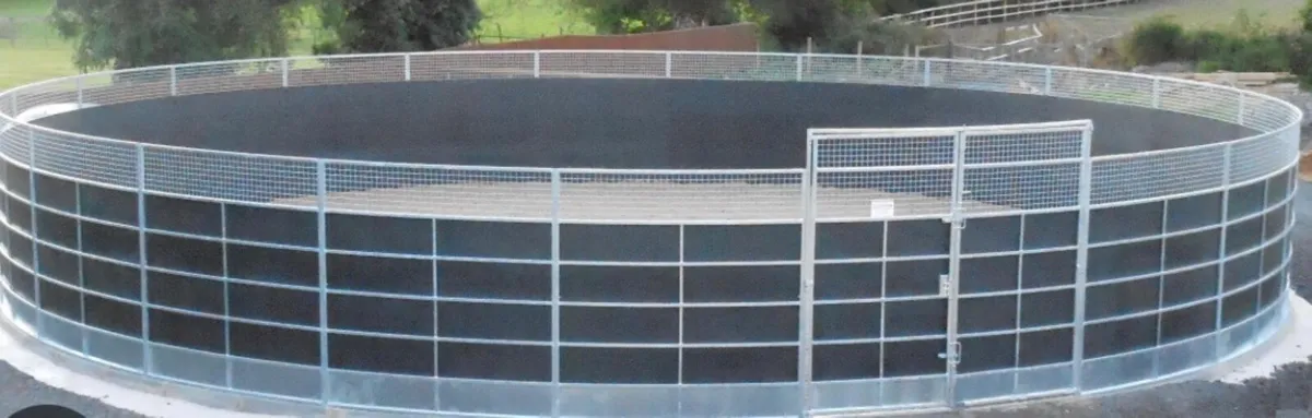 Best value lunge pens on the market - Image 1