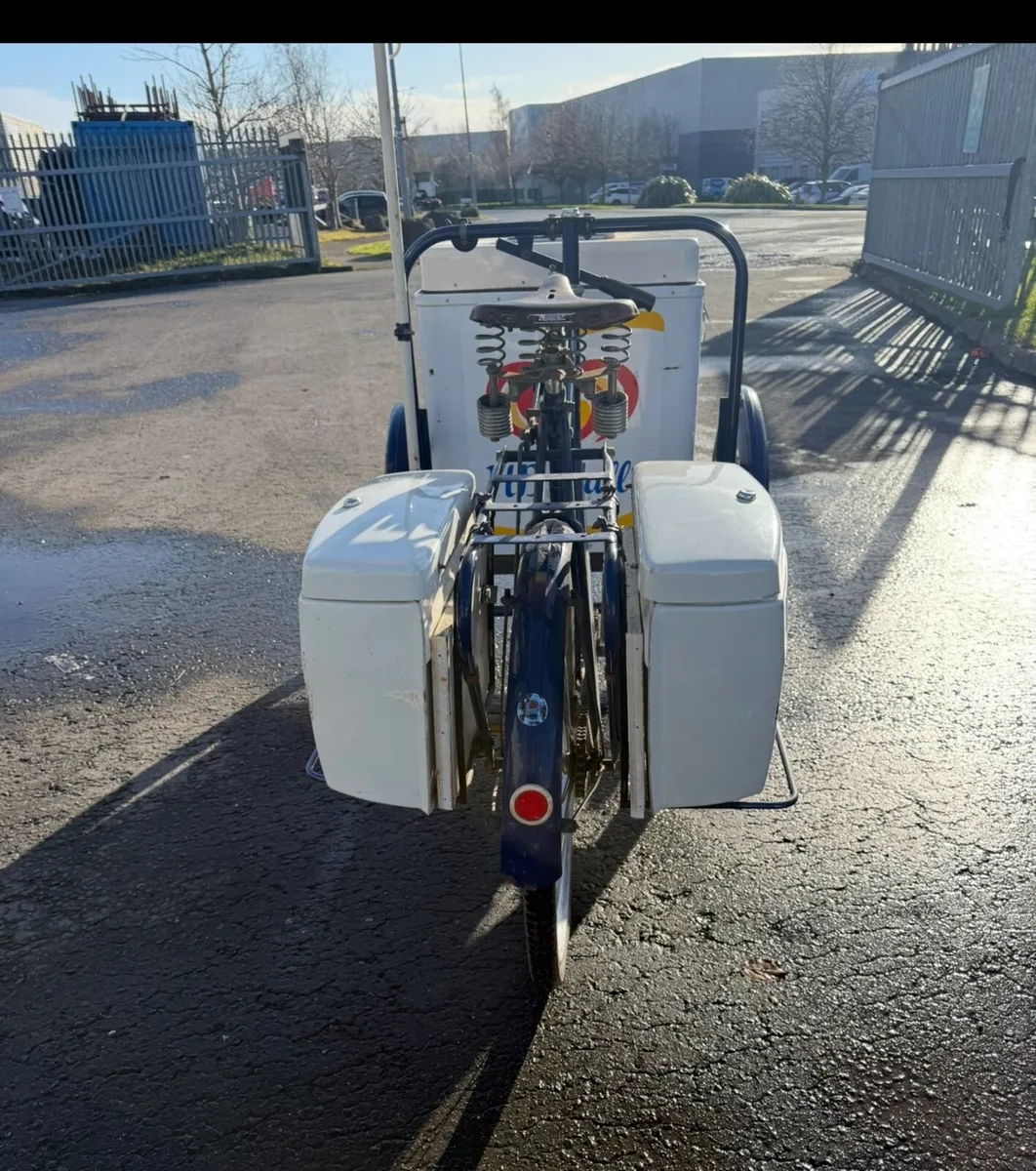 Pashley  Ice cream work Bike c/w; cooling box - Image 3