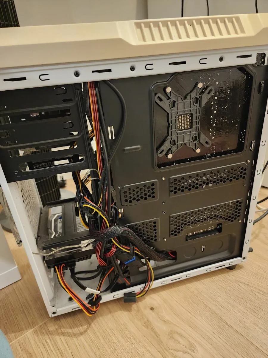 Gaming PC - Image 1