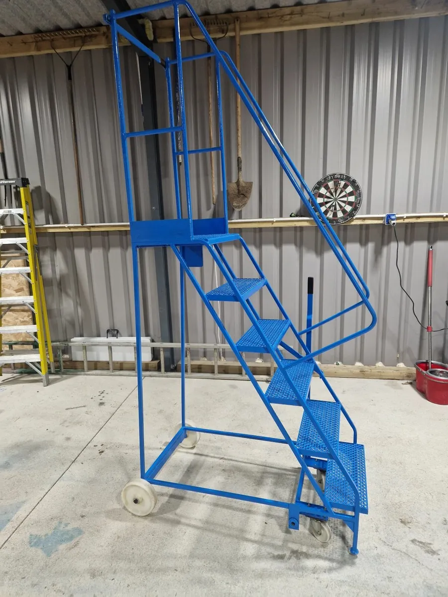 Warehouse ladder - Image 3
