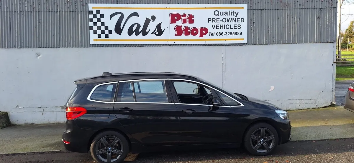 BMW 2-Series 2017 - Image 2