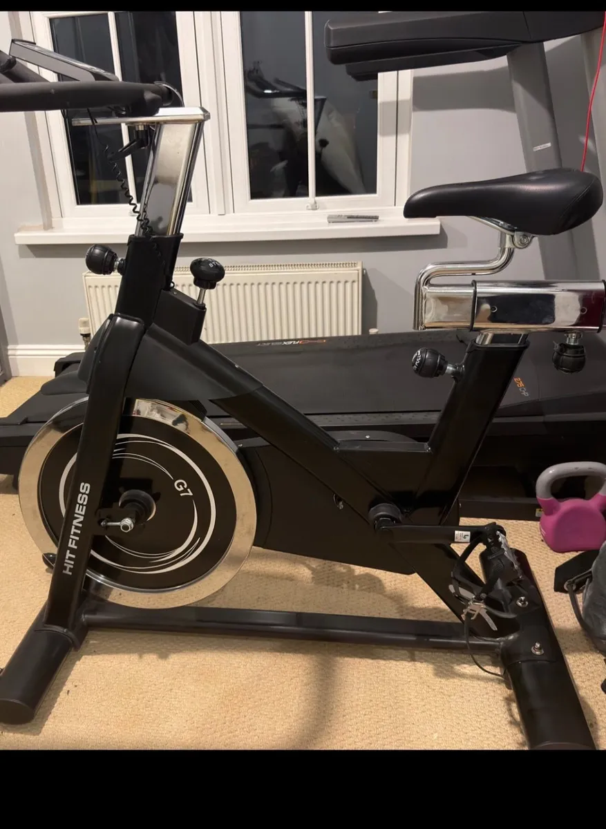 HIT FITNESS G7 Indoor Spinning Bike