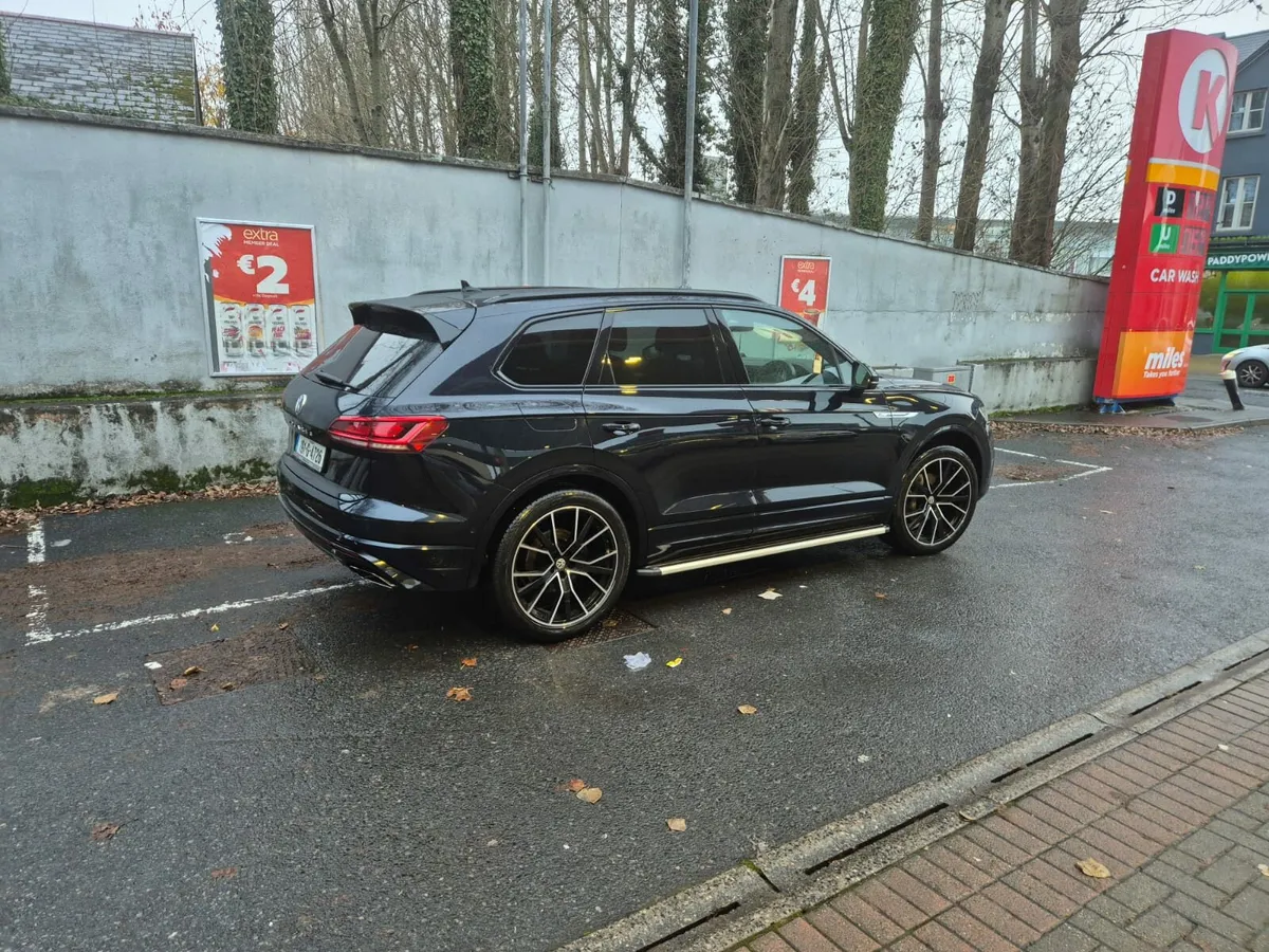 VW Toureg R-Line Black Edition 2019 - Image 1