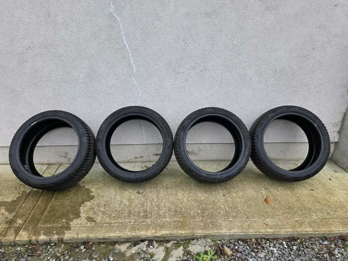 4 x Pirelli All Season Tyres 18 inch - Image 1