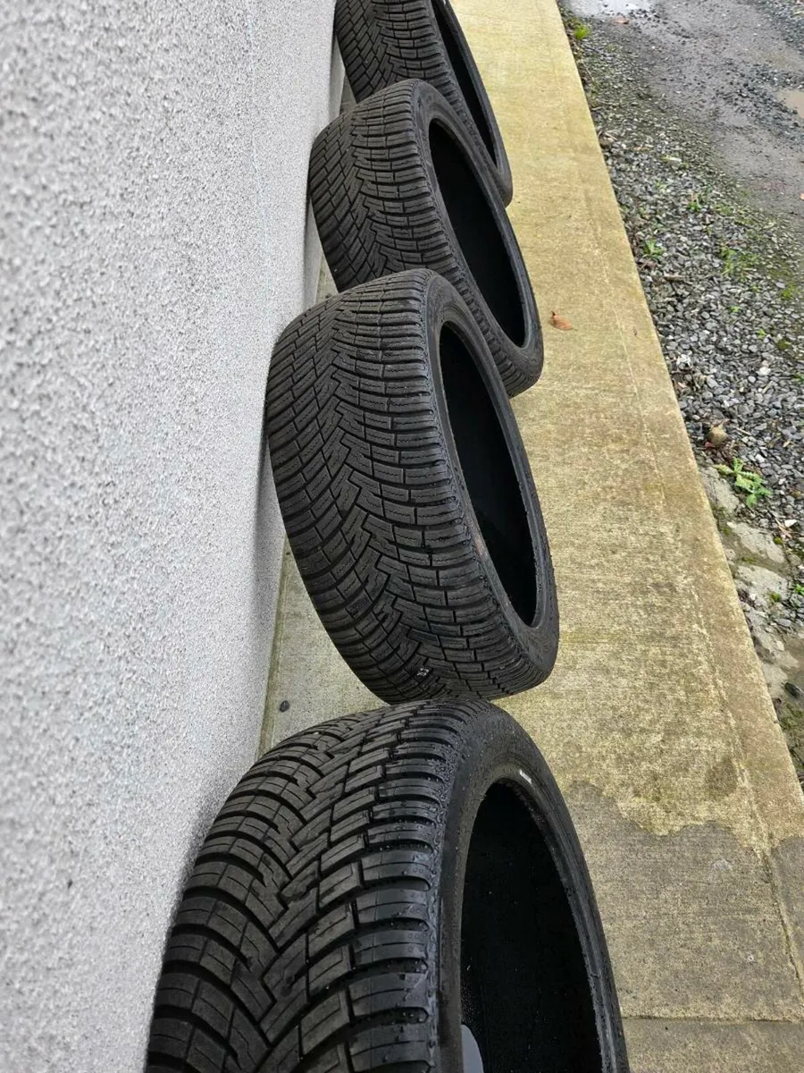 4 x Pirelli All Season Tyres 18 inch - Image 4
