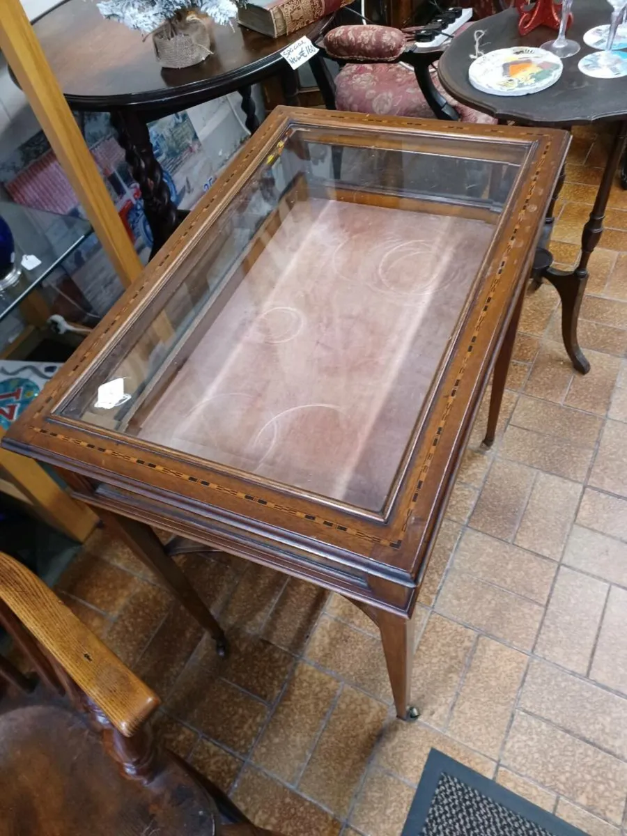 Mahogony shop display cabinet - Image 3