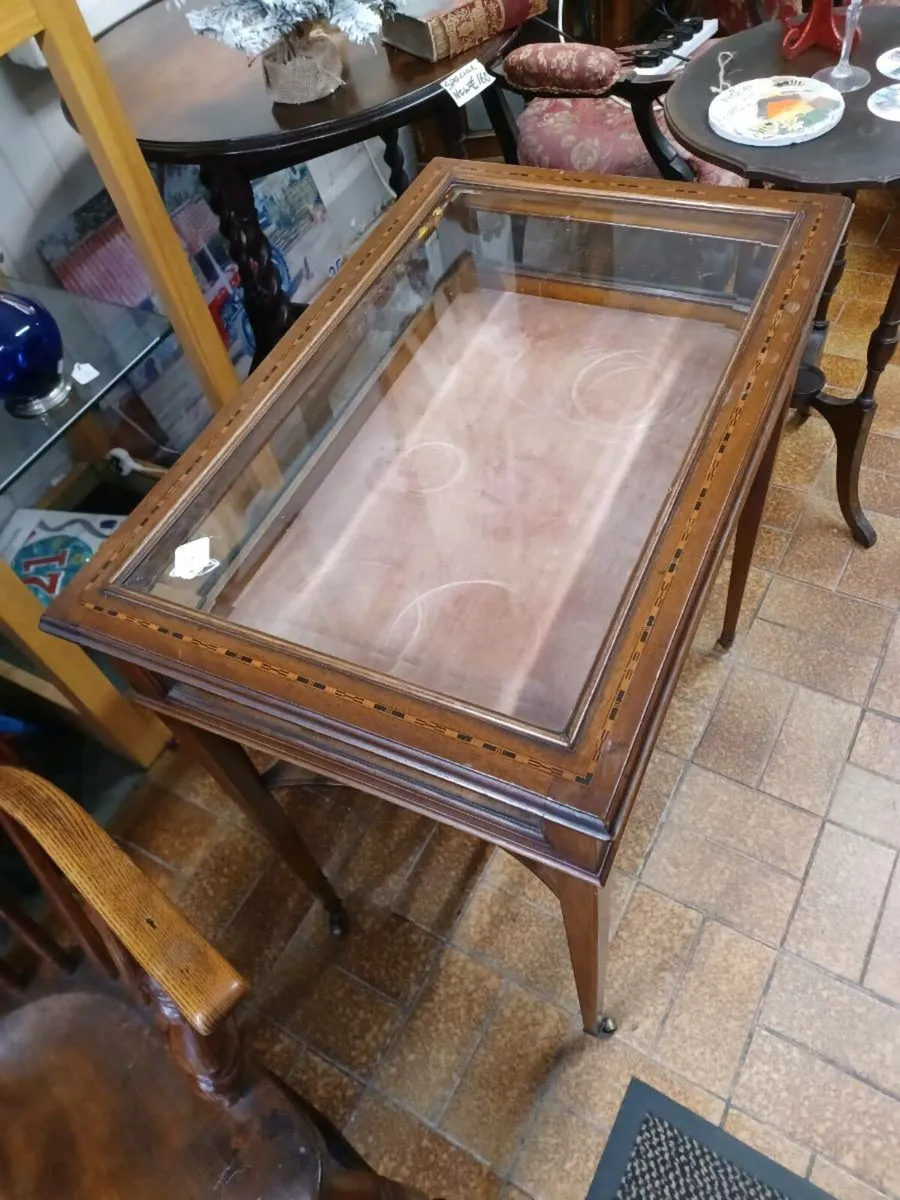 Mahogony shop display cabinet - Image 4